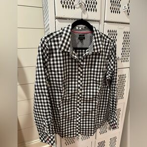 Talbots longsleeve no iron blouse